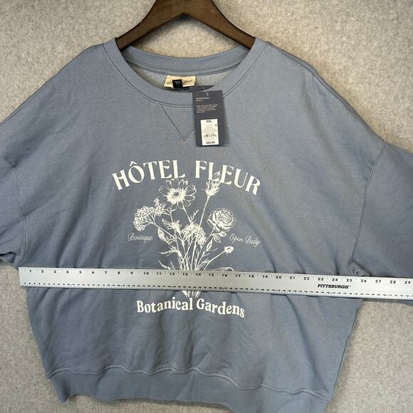 Universal Thread Leisure Studio Oversized Graphic Sweatshirt Women Size XXL Blue - Picture 6 of 15